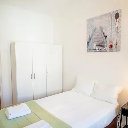 Graca River View Apartment Lisbon